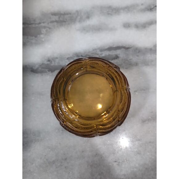 Amber Glass 4 Slot Ashtray with Fall Leaves Design,‎ Honey Gold Ash Tray, Autumn - Picture 6 of 6